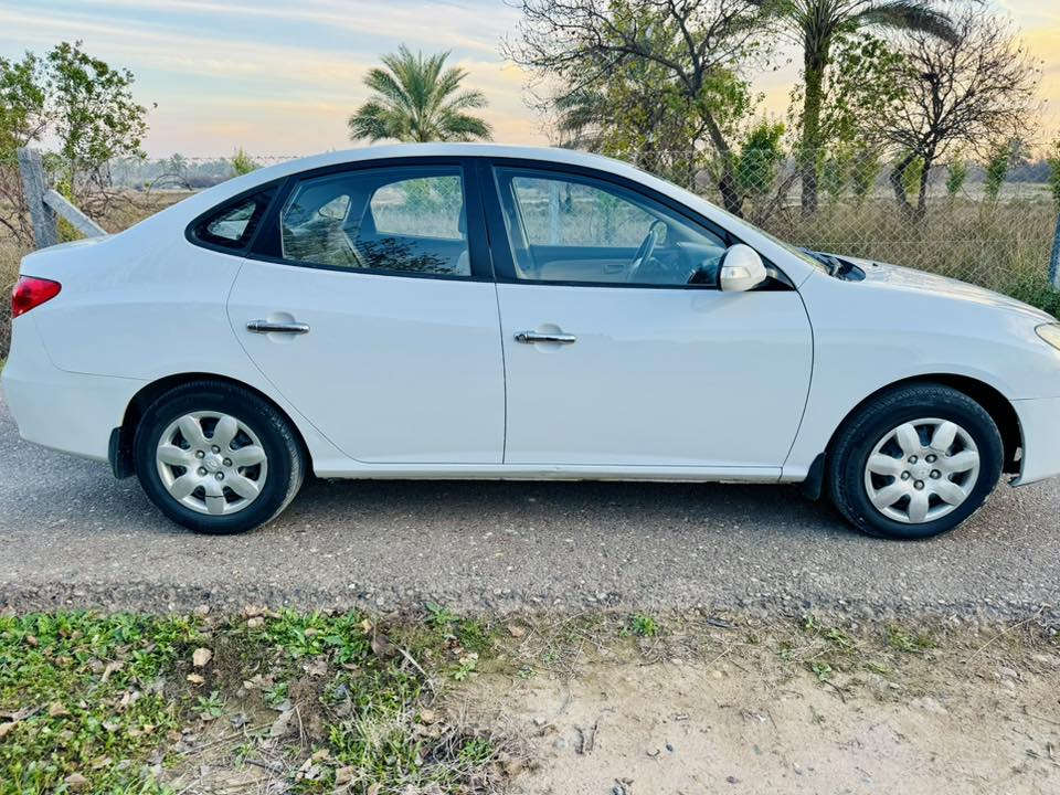 سلام عليكم النترا ٢٠١٠ مكفولة كفاله من صبغ وضربة وتبديل صدر امامي خلفي تخم تاير جديد رقم صلاح الدين دولي محرك ١٦٠٠ سعرها ١٢٣ وبيها مجال ***********
