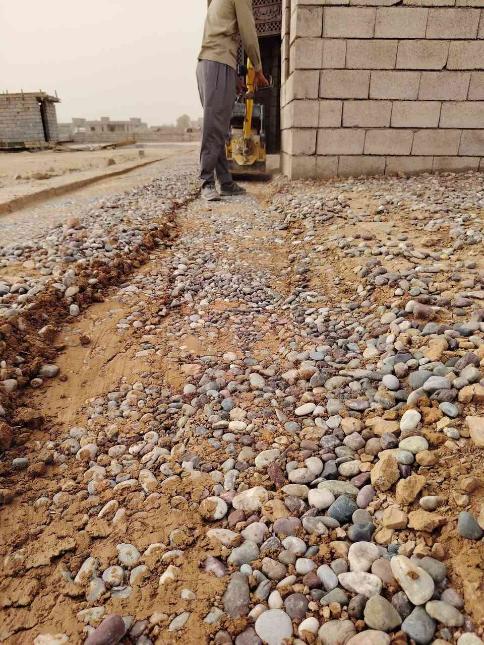 السلام عليكم ورحمه الله وبركاته 
توجد حادله لحدل ارضيات البيوت والحواش والحدائق تضغط 8 طن( مايحتاج تصب لاش طبق سيراميك بعد الحدل مباشره )شرط شغل درجة اولى واسعار مناسبه جدا أن شاءالله
يوجد كادر لتعديل وتصفير وفرش حجر أرضية البيت 
للأستفسار الاتصال على الرقم 
***********
 اتصل وتدلل
