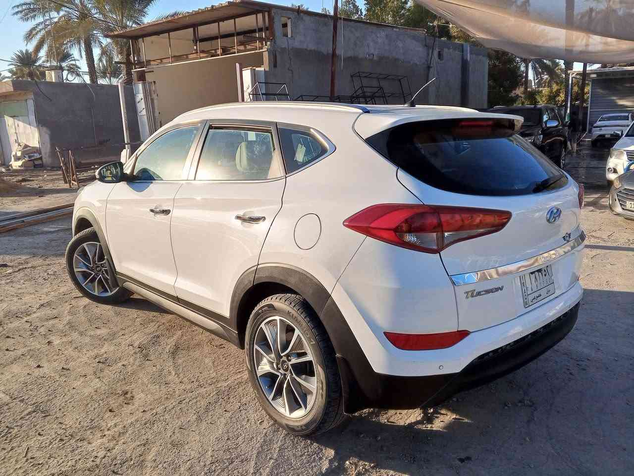 ⚡سلام عليكم ✔️
⚡للبيع توسان✔️
 ⚡موديل 2018✔️
⚡رقم بابل شرط التحويل ✔️
⚡كفاله عامه من الصبغ والبارد والتبديل✔️ 
⚡محرك كير مكفول من الفتح والتبديل ✔️
⚡ماشيه71 حقيقي✔️
⚡چرس 120شغال✔️
⚡السعر 188 وبيها مجال✔️
⚡مكان السياره حله✔️
⚡الاتسفسار اكثر ✔️
⚡*********** ✔️
