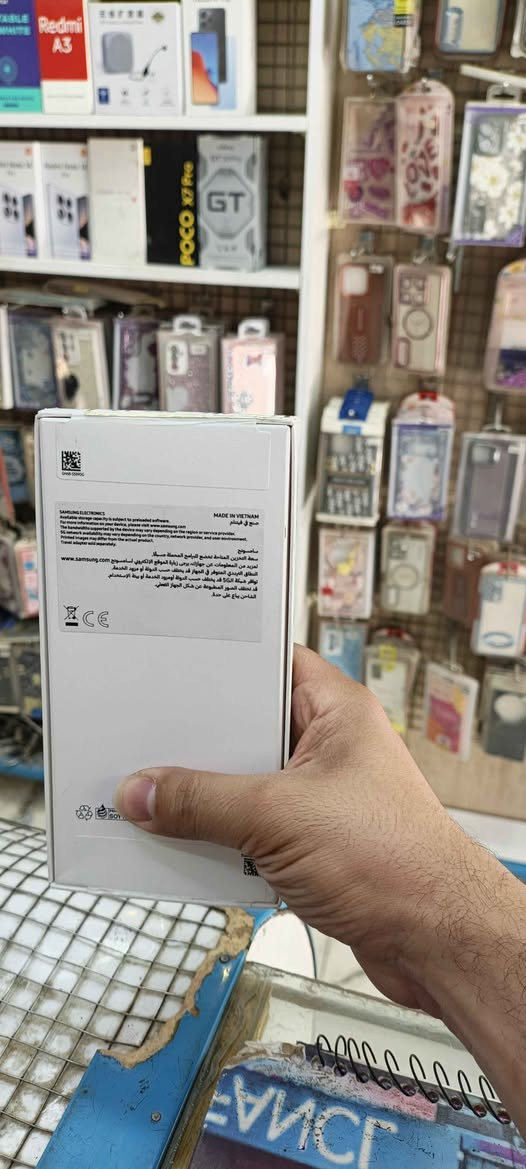 اي26 5جي جديد ضمان وطني ذاكره 256  
ابيع جوه سوق 300 قفل 
السماوه .شارع باتا .مركز تاج فون 
مقابل مجمع نخله.مجاور صيدلية النصر
*********** السماوا, المثنى
