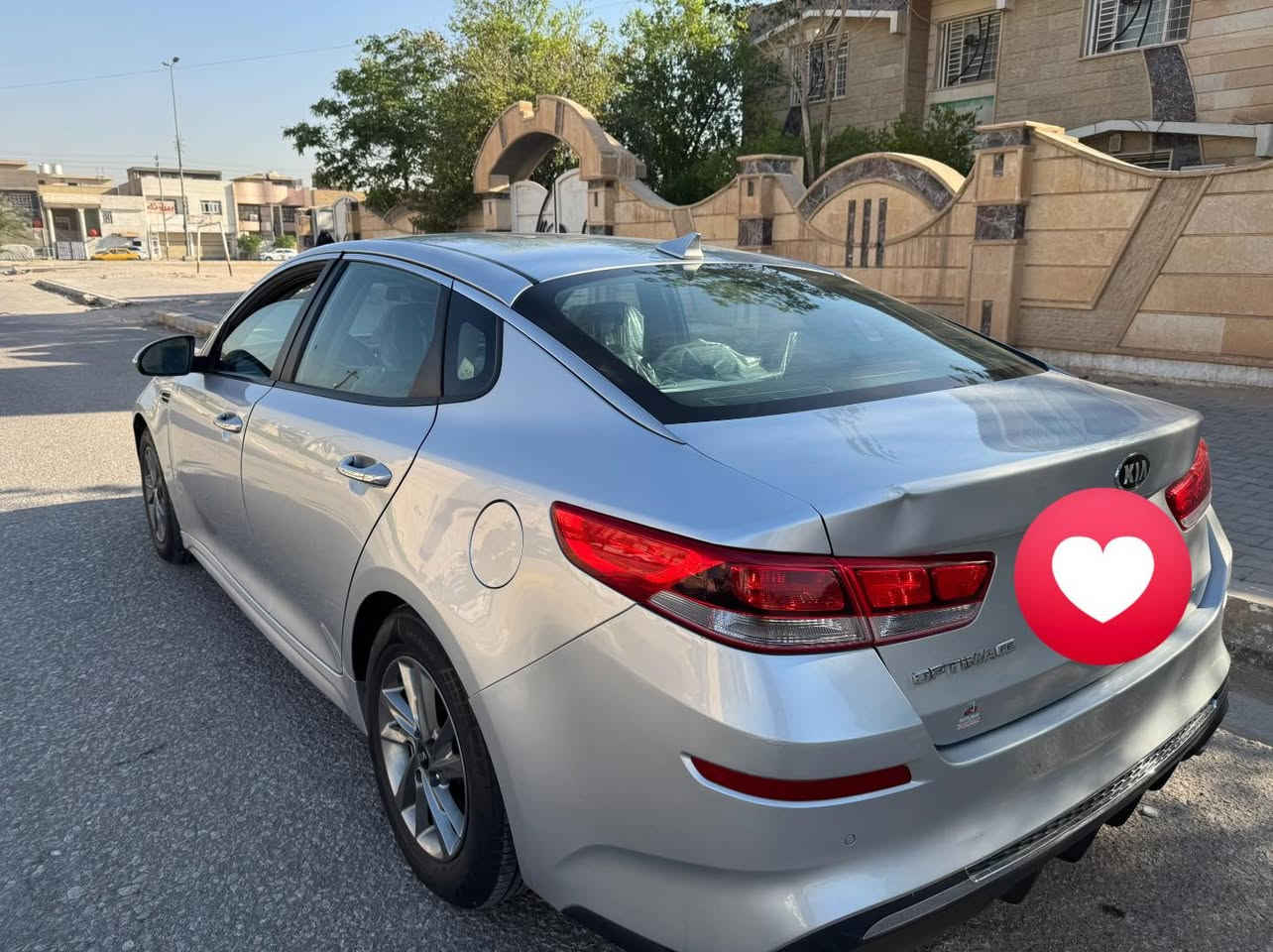اوبتما 2019 وارد امريكي
مكينه 2400gdi على وضع الشركه
ويل كب كروم
يدات نيكل وسستم نيكل بلادي كامل
شاشه كبيره وكامره دواره
اريل نفكيشن
مودات قياده
تحكم مقود جهتين
رادار امامي 
رادارات جانبيه بلمري ( نقطه عمياء)
اشاير بلمري
داخل اسود
فئه Fe
رقم كربلاء تحويل مباشر بسمي 
ماشيه 99mil حقيقي
حادثهه جاملغ وبنيد بدون شاصي 
السعر 126 
لاستفسار الاتصال ***********
