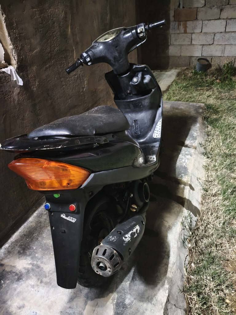 السلام عليكم دراجة ماكس عدلة للبيع 
محرك بلادي مجفتة مرة وحدة مابيه نقص ع فحص 
تاخذهه للمصلح تفحصة يلا تأخذهة السعر قفل 300
الشراي يتصل واتساب *********** المحمودية, بابل
