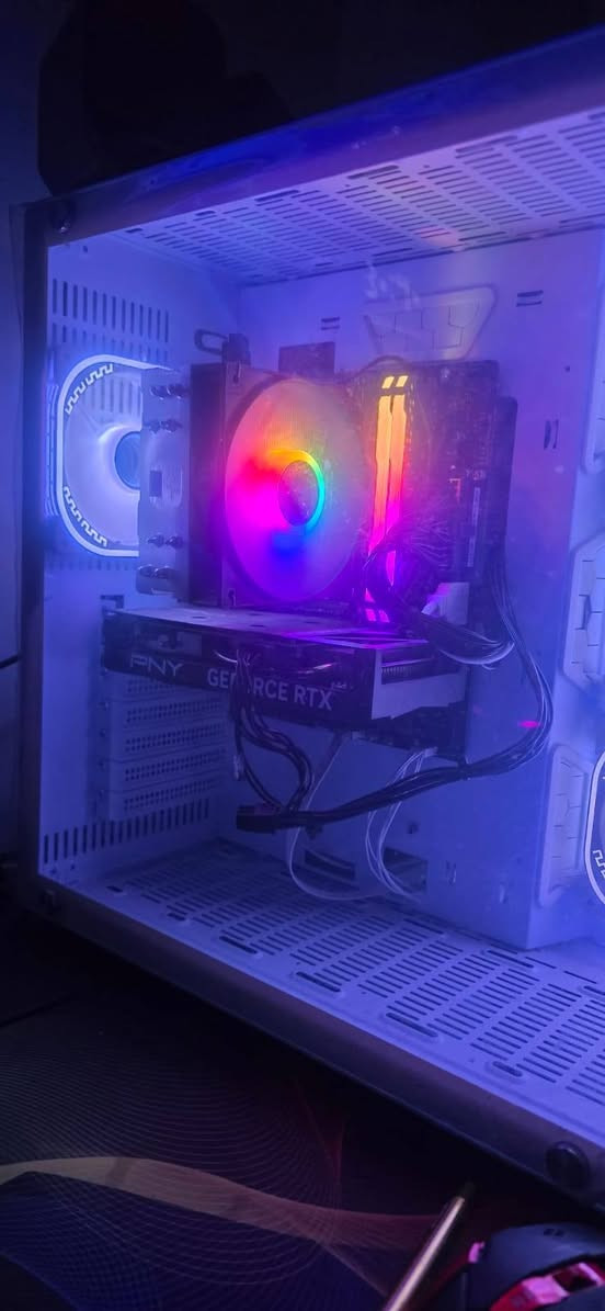 Pcالتجميعه كامله للبيع سعر التجميعه مليون و سبع ميه 1700000
التجميعه حلوه و مواصفات حلوه 
كارت شاشه 4060
Ssd1 تيرا 
شاشه قياس ٢٧ msi 240 هيرتز 
ميز كيمنك و كيبور و ماس كيمنك 
سماعات ريد دراكون 
يوبي اس 1500 اونلاين 
سماعات خارجيه كيمنك 
الشراي يتصل عله ***********
