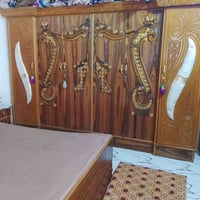 نضيفه • سعر مناسب • غرفة نوم