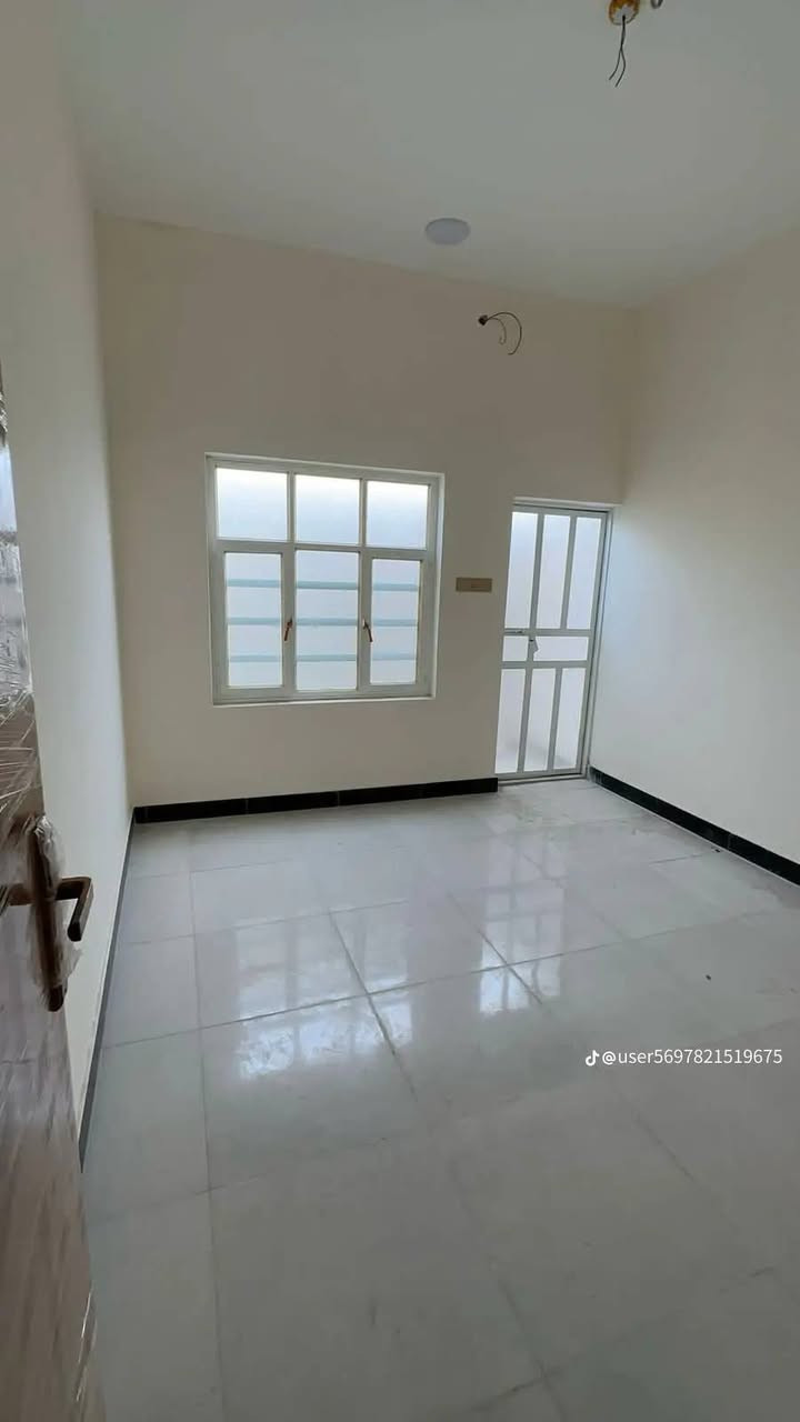 لبخ
بياض
معجون 
كادر
العمل بصره
تسليم مهندس
***********
