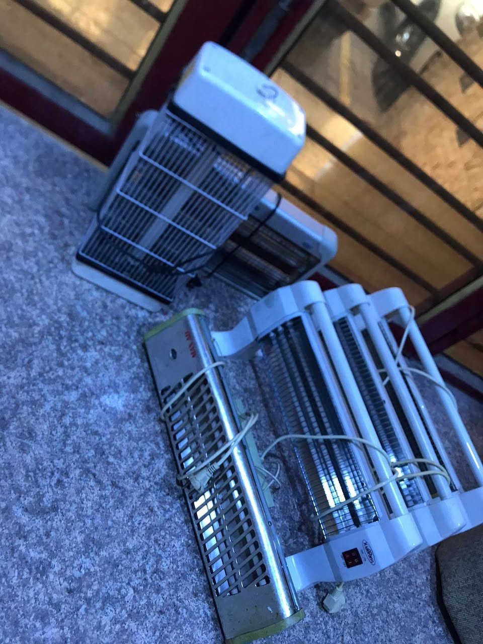 صوبات كهربائيه كلهن ب٦٥
زوليه ٦٥ 
كاربت ٦٠
مستعجل علبيع 
متواجد واتساب***********
