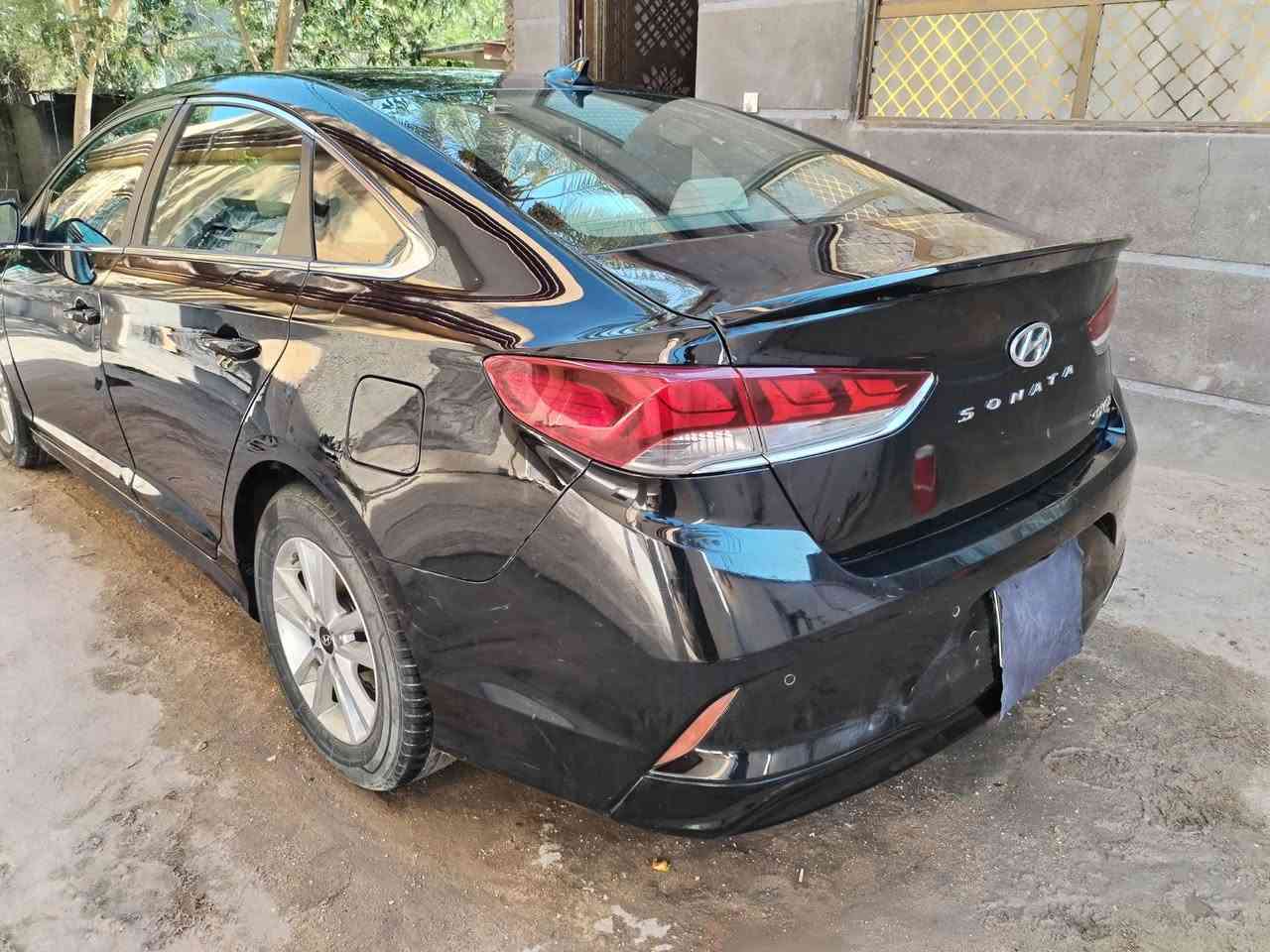سلام عليكم
سوناتا 19
. نص فول.     
   رقم بغداد
بدون حادث فقط سرقه
موقعها كربلاء 
سعر 120
***********
