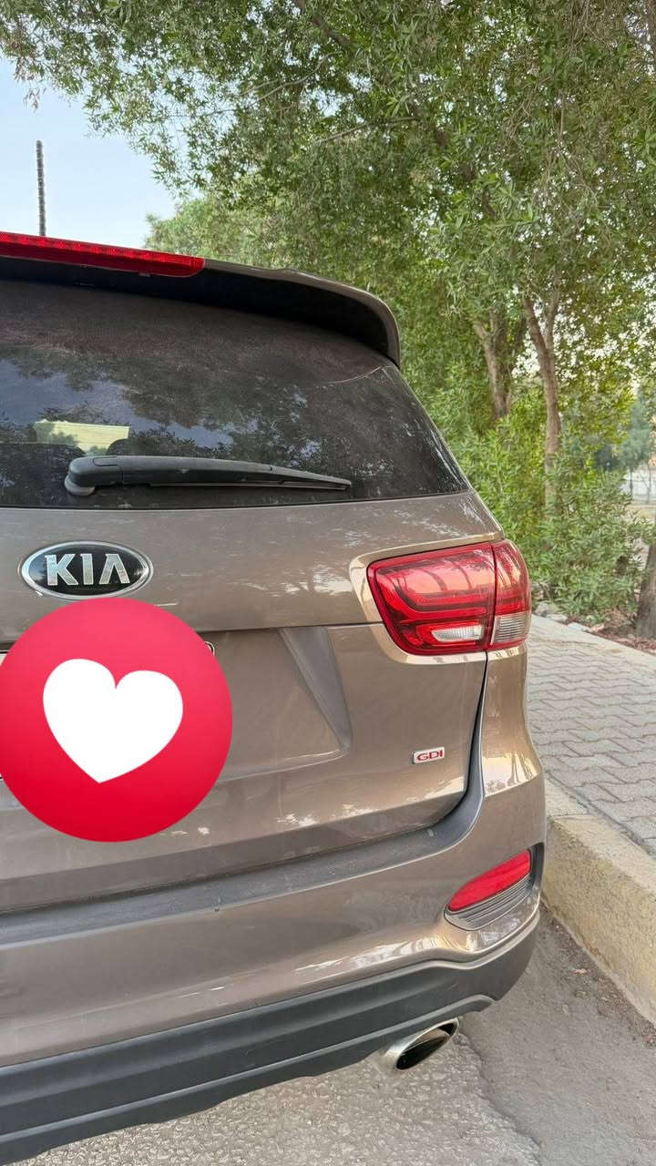 السلام عليكم
سورنتو موديل ٢٠١٩وارد امريكي
 ماشيه ٦٤ الف
رقم بابل
محرك اربعة سلندر
صورة الحادث بنيد سطحي فقط 
 السعر ١٦٠ وبيه مجال
 للاستفسار الاتصال ***********
