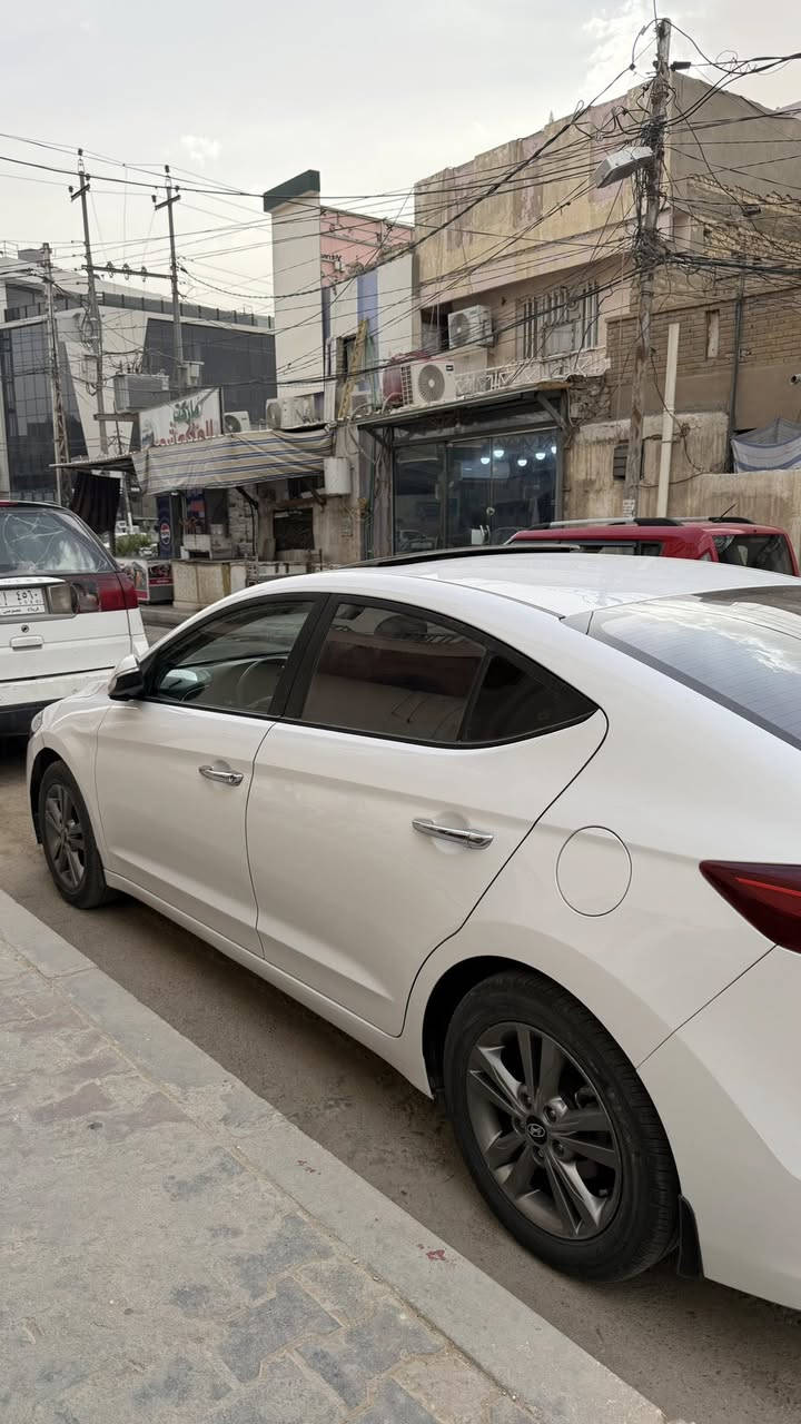 السلام عليكم النترا سوبر 2018 خليجي السيارة رقم كربلاء بسمي تحويل مباشر فول مواضفات
فتحة سقف
مري شفط
حساسات
شاشه اعطال 
السيارة كل نقص مابيهه نضيفه وجاهزة 
مكاني كربلاء 
***********
