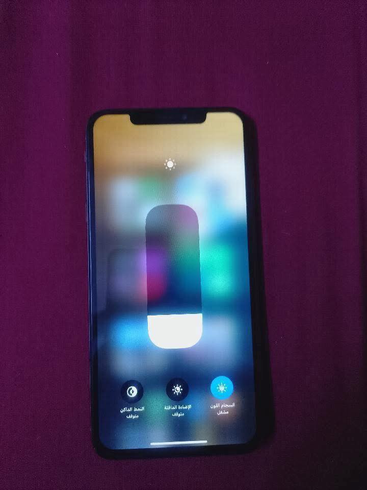 السلام عليكم اكس اس ماكس ذاكرة 256 جهاز لوك اخو الجديد كلش نضيف مستبدل بي بس بطارية ويخبل بل شحن فيس ايدي شغال جهاز شخط مابي شوفة عينك  جهاز  عارضة سعرة 175 مكاني بغداد المحمودية *********** واتس فقط
