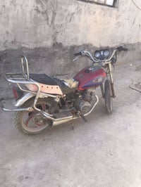 دراجه البيع ادوات دراجه خدميه حلوه بس رادهة بريك عندي ما شاده  ومحرك ق...