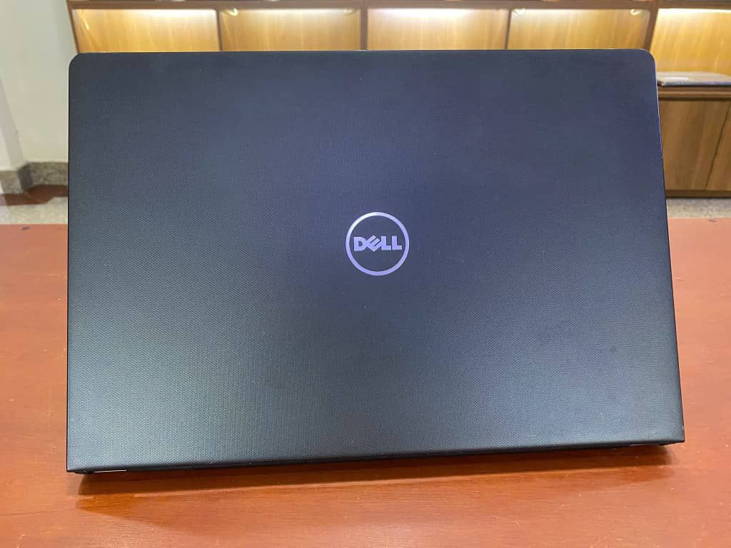 لابتوب مناسب للأستخدامات والمكتبيه افتراضية محاسبه
#بسعرالعرض135$

للتواصل والاستفسار مسنجر أو رقم واتس 0996210735

Dell vostro 15 3568
............................
لمعالج : Intel core i3 6006u

...
التردد 2.0 GHZ
4cup 
.............................
Ram. 8 ddr4
............................
Hard  256 ssd 
.......................
Intel HD Graphics 520

...........................
قياس الشاشة : 15.6 inch 
 / فول كيبورد Full HD 

HD Webcam 
 HDMI + 3 x USBs dvd
البطارية : 🔋2hلل3

كفاله وتجريب شهر وفاتورة من مركزنا
شحن للمحافظات🛻

تخديم صالات العاب ومكاتب اكسسورات صيانه نقط بيع طابعات كاشير انظمه مراقبه حديثه

اسعارنا منافسه كفالتنا حقيقه


**إذا كنت صاحب هذا الإعلان وتريد حذفه لأي سبب، رجاءا أرسل رسالة إلى الدعم الفني**