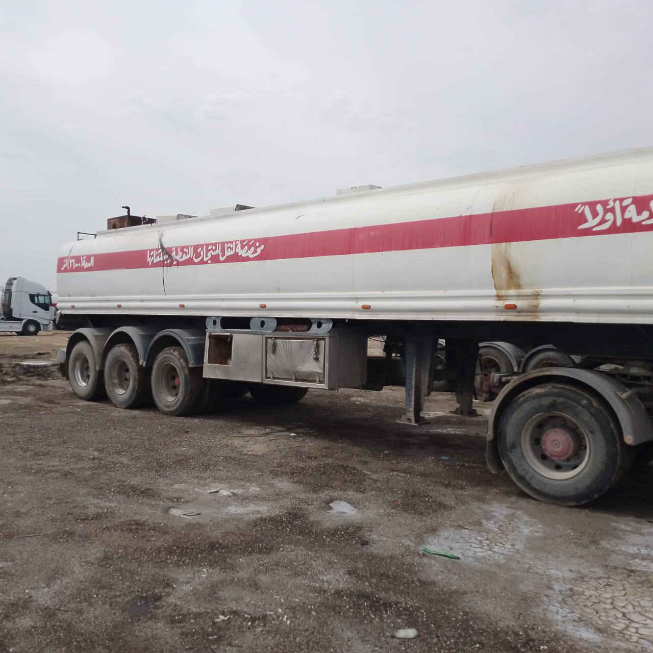 تانكي مصلاوي للبيع الحمولة 36 ثلاث دنكاير  شريط صيني سبرنك 14  تخم تاير منظومة بويلر كاك ابو الاربعه كهربائيات كاملة سلامة السعر 55 وبي مجال ***********
