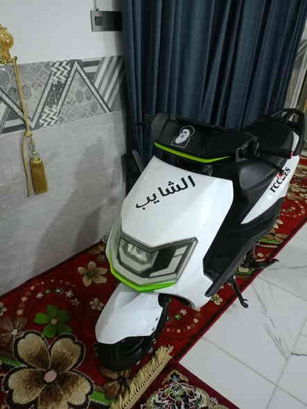 السلام عليكم دراجة شحن نوع سكنس بطة دراجة نضيفة عدد الباتريات 5 + اربع نمر السرعة 86 تدعم نضام بگ R دسكات امامي + خلفي العنوان كوفة قرب جسر لامام علي  ـ. السعر    500 وبيها مجال الطيبين الرقم ‏‪***********‬‏
