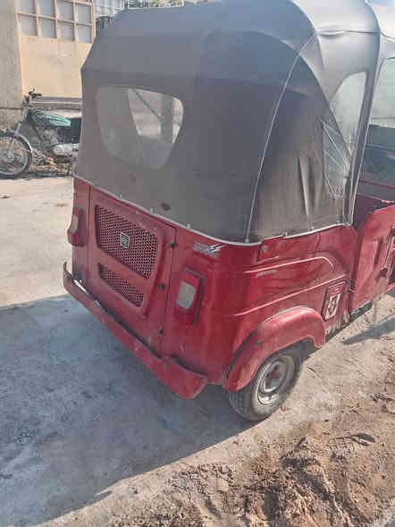 شباب تكتك لبيع موديل 21 كفالة عامة *********** خاص مقلق
