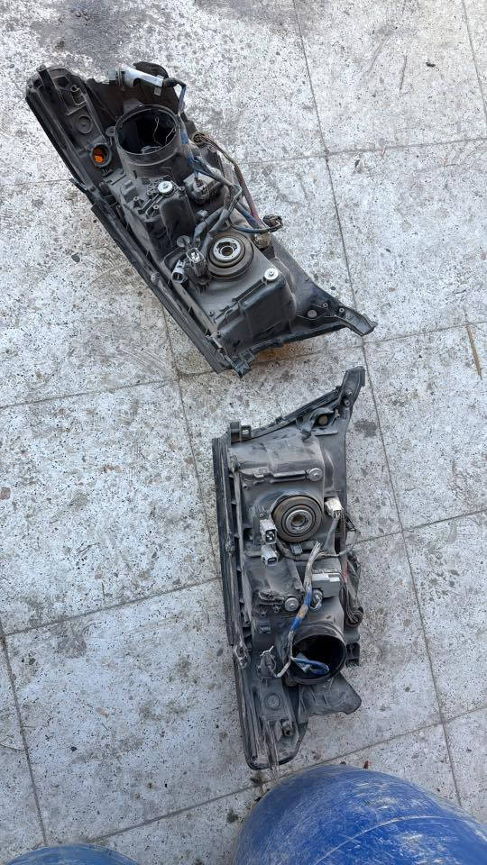 لايتات لاندكروز 75000
***********
