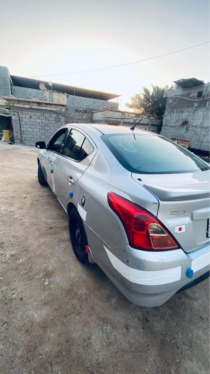 نيسان فيرسا ٢٠١٦ محرك ١.٨ كير cvt سيارة كلها بحالة ممتازة وشغالة مال جناي حادث جاملغ وبنيد من امريكا حرة مشروع وطني باسمي السعر 78 ومجالها بسيط البصرة تنومة *********** البصرة, العراق
