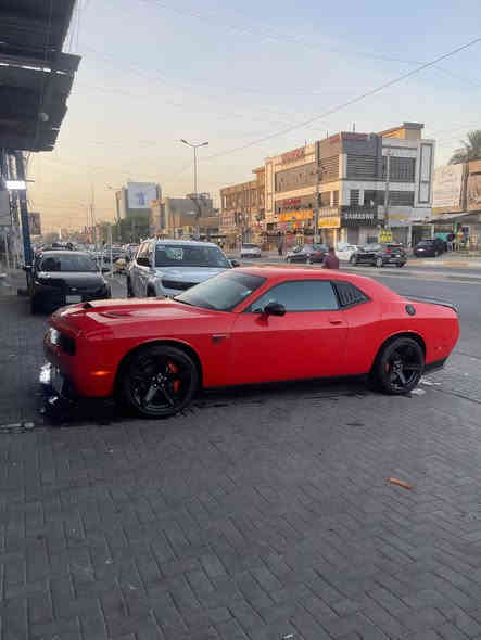 السلام عليكم 

للبيع فقط  ✅

دوج جالنجر sxt ✅
لون برتقالي غير محدد مميز  ✅
موديل ٢٠٢٣✅
مكينة نظيفه جدا  ✅
كير اوتو نظيف جدا  ✅
صدر امامي جديد✅
صدر خلفي جديد ✅
تبريد ثلج  ✅
كشنات مخمل  وجلد✅
كشنات كهرباء   ✅
كاميرا خلفيه  ✅
شاشه وحساسات ✅
٣ انظمه قياده  ✅
بصمه تشغيل ✅
بصمه أبواب وصندوق ✅
وبعد مواصفات ما اذكرهم ✅
 
وارد امريكي حادثه بجم اربع قطع ومصبوغه ماشيه ٢٥ الف 

رقم بغداد جديد هزه جديده سنويه جديده شرط التحويل   .

اخوان السياره بدون نقص وكلش حلوه . 

مكان السيارة شارع فلسطين . 

السعر مناسب ان شاء الله ١٨٥ ورقه وبيها مجال حك الجيه شي بسيط اخوان ٢٠٢٣ اخر كصه من المزاد
***********   
صلي ع افضل الخلق سيدنا محمد ❤️✅
