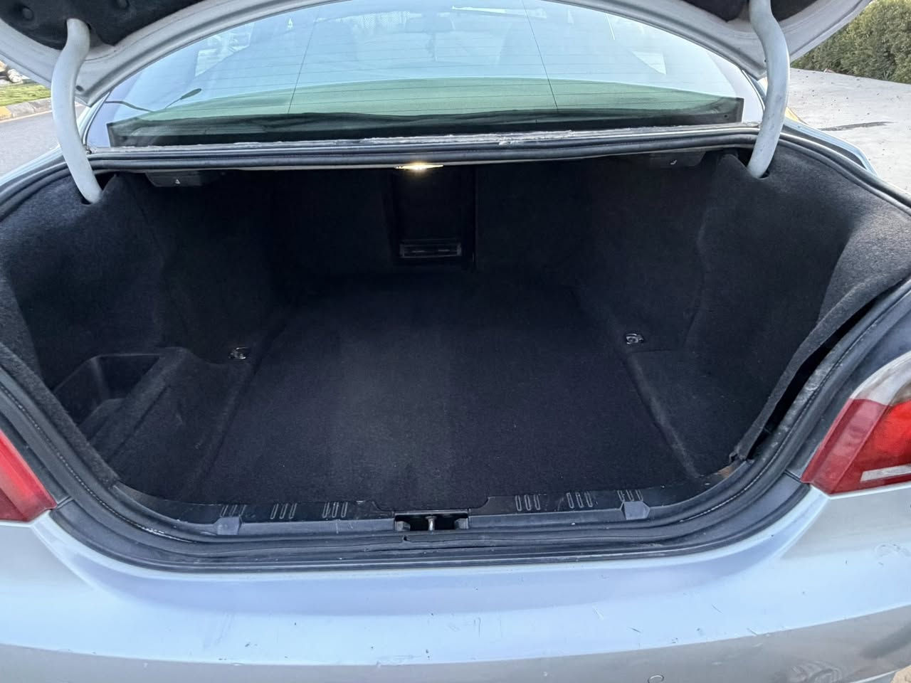 BMW  ميماتي
E -60

موديل 2008

فول مواصفات

نوزيل قصير 

V 6

بصمه

N 52 

كير كوبرا 

ستيرن كهرب اوتو 

جامات اوتو 

لايتات اوتو 

ماسحات اوتو

لايتات ترحيب 

كشنات كهرب + خزن 

كشنات تدفئه 

مسجل دبل سي دي + خزن

صندوق كهرب  

دبل اوفر 

صبغ بيها دوائر الخلفيه فقط 

مكان السياره الموصل 

السعر $120 

رقم الهاتف ***********
