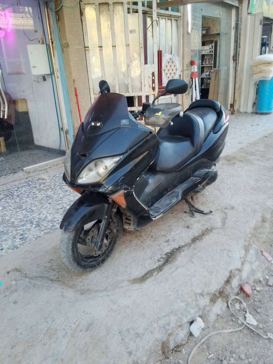سلام عليكم فورزه 08 للبيع كير ملغي مكينه خير من الله كلهه مكفوله بيهه نواقص بسيطه كلوبات بك لايت وكلوبات اشاير فقط نضافه شوفت عينك كفرات مابيهه نقص بس نضافه الكفرات 70 بلميه سعر 700وبيهه مجال حك جيه مكاني بغداد الحبيبيه شراي يخابر ( ***********)
