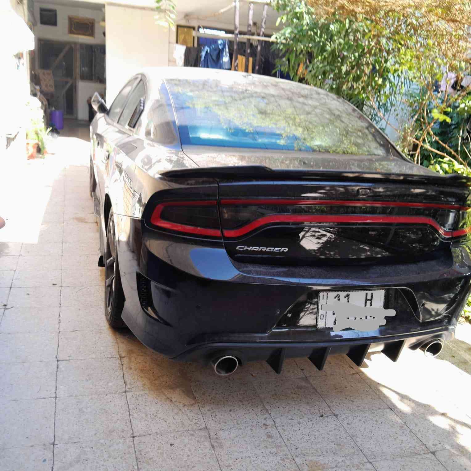 جارجر للبيع موديل ٢٠١٩ ماشيه ٧٠ حادثها بنيد فقط بدون ايرباك رقم بغداد نظيفه جدآ السعر ٢٢٠  موبايل  *********** بغداد المنصور
