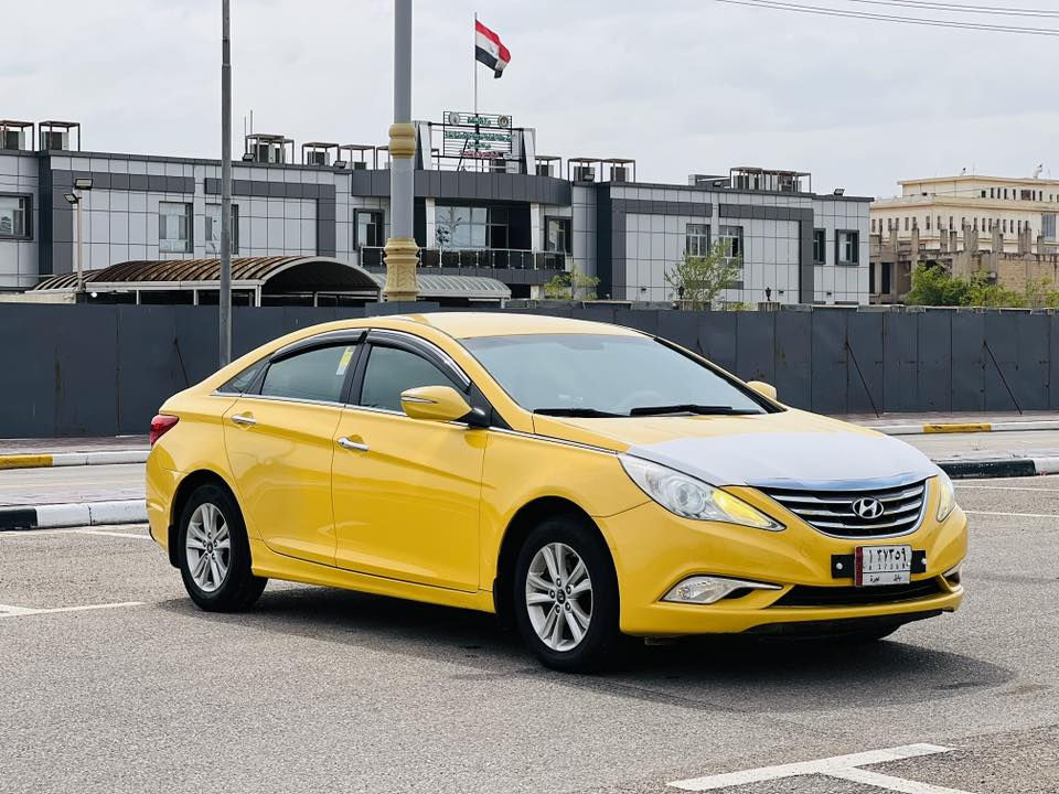 سوناتا مديل 2011سعر 96 قابل للتفاوض الاستفسار اتصل *********** وارد أمريكي حادثها خشم الجاملغ فقط بدون دواخل ليبل واحد سياره مواصفات شاشه كبيره تحكم ستيرن كشن كهربائي شفتات ستيرن قطعتين تبريد منضومه غاز جديده ويل كب 5 حساسات امامي وخلفي مكينه 2400 مكينه وكير مكفولات منضومه زنزون حديده جديده تخم تاير تبريد ثلج ❄️ رقم بابل مشروع وطني سنويه ل 29 هـيئه مصفره مكان سياره كربلاء
