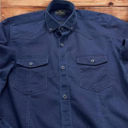 قميص LECERS ليكرز، دنيم بهاري .
القياس/ لارج ناعم _ يلبّس ميديم 
عُرض الصدر 52 _ الطول 70_75 _ الردن 67 .


**إذا كنت صاحب هذا الإعلان وتريد حذفه لأي سبب، رجاءا أرسل رسالة إلى الدعم الفني**