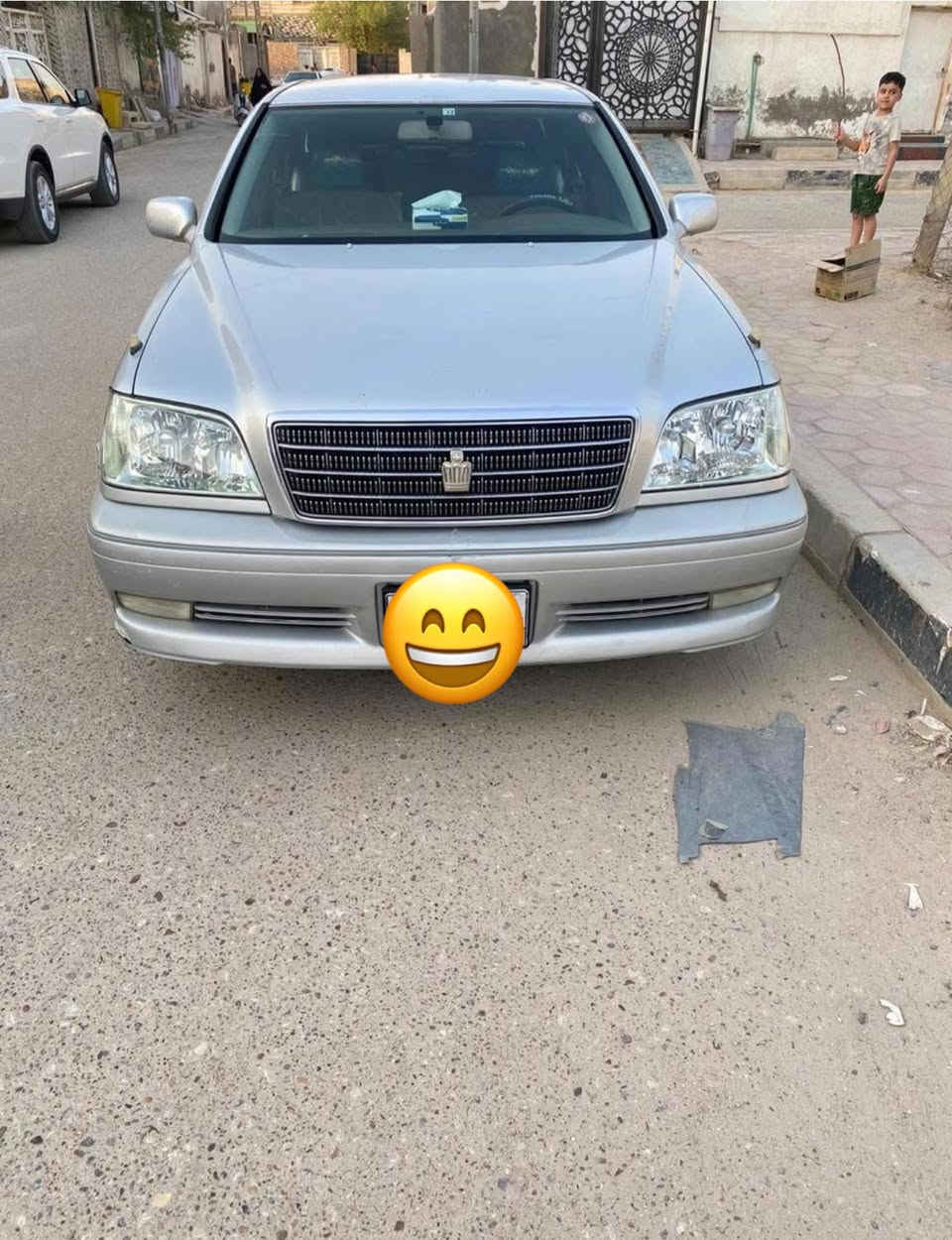 السلام عليكم ملكه  2001 دكمه كرستال كفاله اصوليات شرط التحويل فقط قماره رقم انكليزي باسمي عنوانها البصره للاستفسار ***********
السعر90
