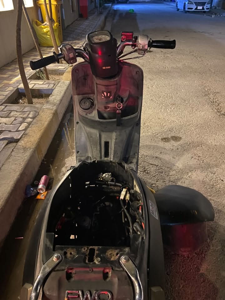 سلام عليكم دراجه ماكس بوليس للبيع دراجه نضيفه بلاديه كفر بلاد مكينه بلاد سلف هندر شغالات بريك امامي خلفي حساس بريك شغال دشبول شغال مكينه ناعمه خرسه كلجات بلاديه نضيفات صالنصه بلاد عالي ناصي اشاره يمنه يسره ملاح حِـلو ضفيره بلاديه مملزكه لا نضوح لا تبخير لا تنقيص دهن كله امزويل تايرات جدد طسته حلوه رايده 650 وبيها مجال حك الجيه الشراي يدخل خاص او واتس جماعه ال400 ول500 يعبر المنشور مكاني بغداد الدوره الرقم ***********

