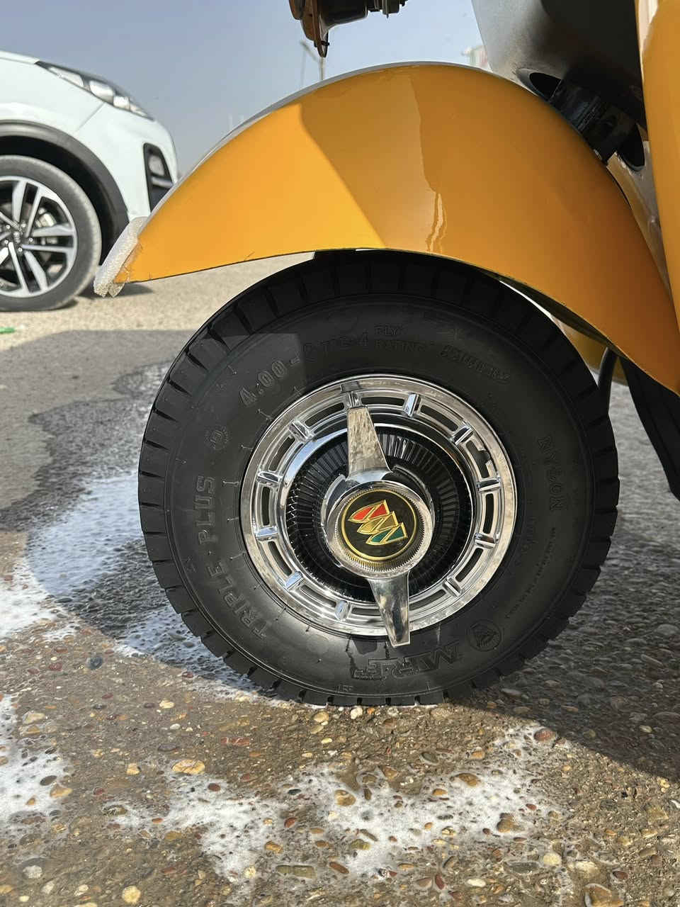 سلام عليكم كبات البيع شاخات اصلية 4 قطع  وكبات تجاري سعر 100 وبي هن مجال بصيط مكاني دورة ابو دشير رقمي ***********
