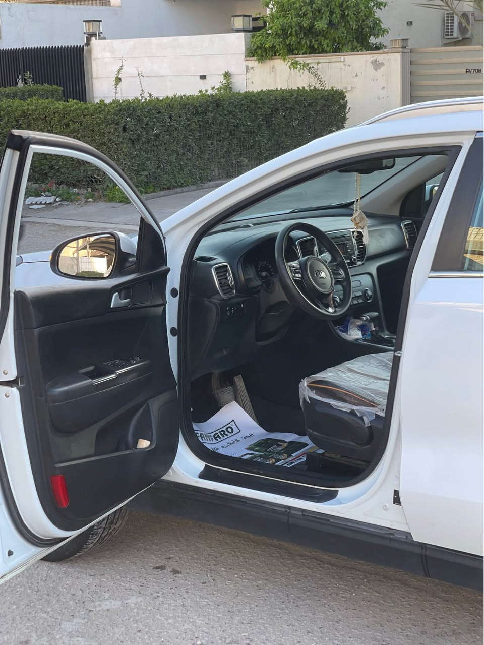 السلام عليكم ورحمة الله 🤍
كيا سبورتج 
2017
خليجي كفاله عامه عده بالجنطه القطعه الفوك جنطه جوه الجامه شوي اقل اصبغ مكشر صبغ بسبب ضغط فاره عالي بالغسل . وباقي كفاله  وسونار مرفق

رقم اربيل تحويل او وكاله الجديد
تحكمات ستيرن
كامره بالمرايه
اشاير بالمري
سبير مانازل
تخم تاير جيد
مانع انزلاق
مانع انحدار
انضمه قياده
حساسات خلفيه

ماشيه 125 الف حقيقي

مكاني بغداد بالعامرية 
***********

والسعر 175$ وبيها مجال لشراي بغداد, العراق
