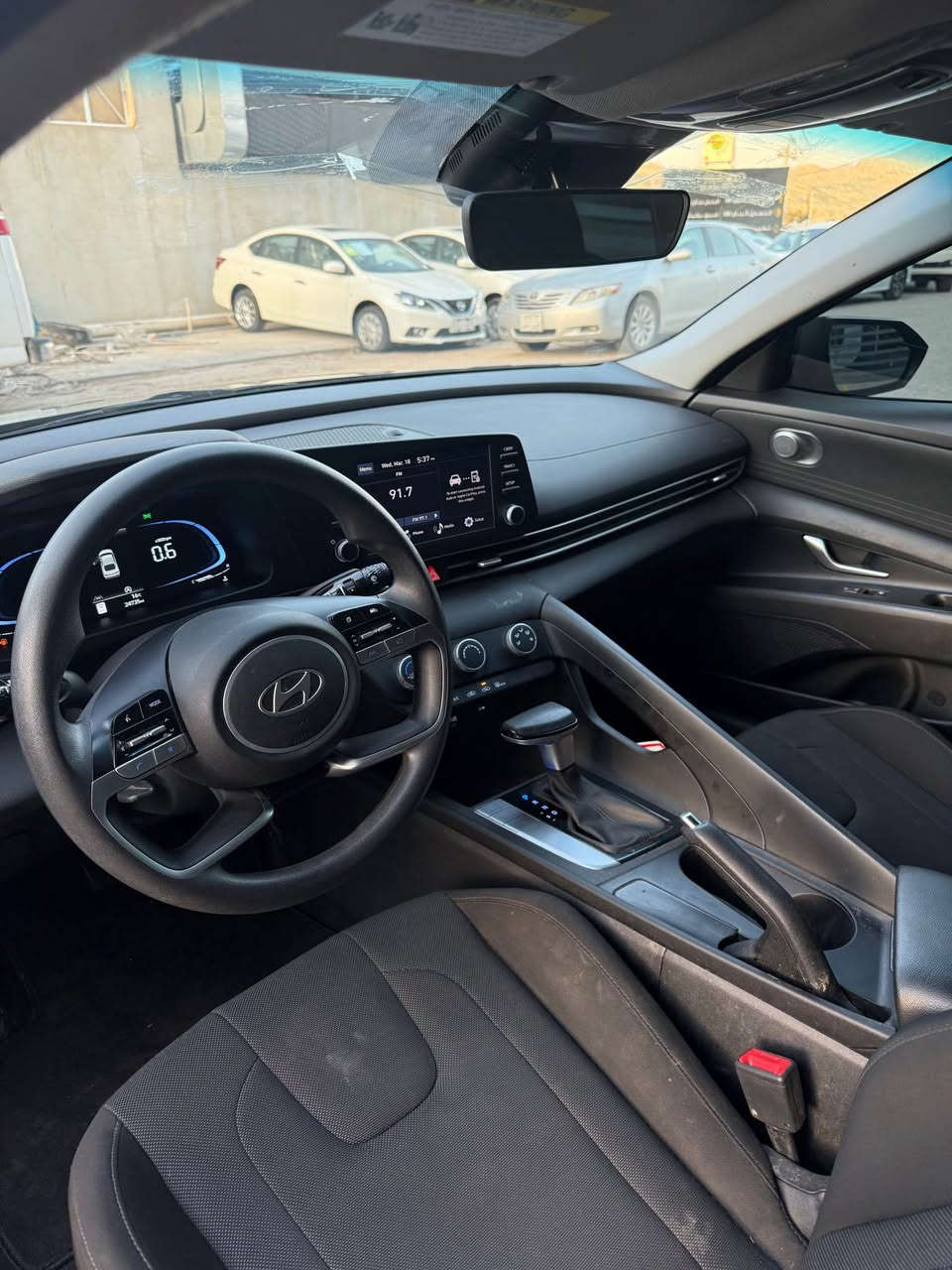 Elantra 2025 
جملخ صبخ بدون دواخل ايرباك بشرط 
ماشية 24 الف كير محرك رادار كل شي بشرط
لون مميز سمنتي السعر 143 ورقة 
المكان السيارة دهوك ***********☎️ دهوك, العراق
