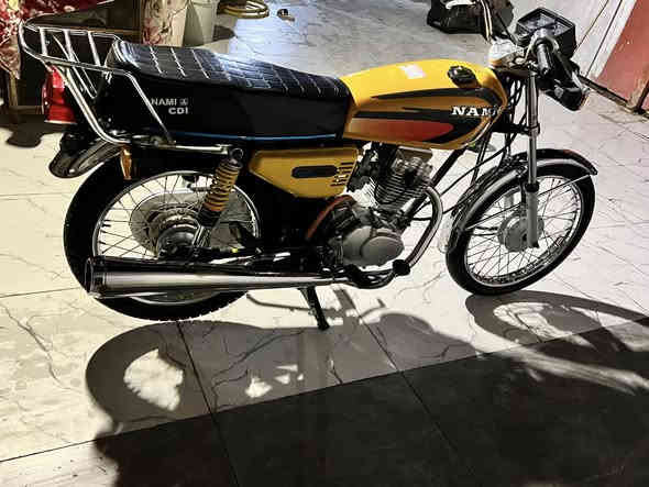 ‏سلام عليكم دراجة أوراق للبيع￼2014￼￼ تعمير 25 ￼￼ ولا مو شري لا يرسني سعره 1200 وبيه مجال ***********￼
