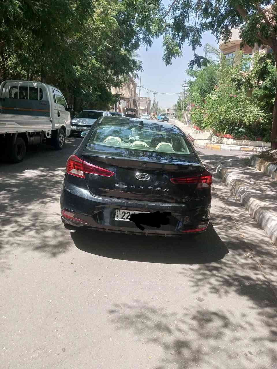 السلام عليكم النترة موديل2019 بيها اربع قطع جاملغ اليمنه تبديل وباب السايق تبديل ولباب خلف السايق مصبوغ وربع من الجاملغ الخلفي مصبوغ رقم شمالي تحويل السعر 112 وبيهل مجال رقم *********** العنوان الصويرة

