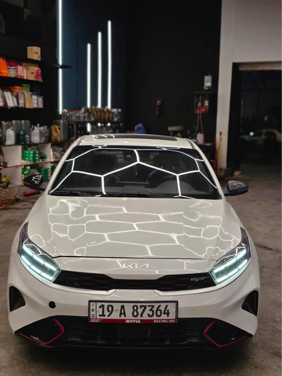 كيا فورتي GT LINE 2024
للاستفسار   ***********

الضرر البنيد فقط نفسه السيارة ليبل واحد بدون تبديل
مرقمة كربلاء حره باسمي أعلى فئة فول مواصفات 
ماشيه ١٠ آلاف المحرك ٢٠٠٠ دوش المرغوب 
مكان السياره كربلاء السعر  ١٧٣ والسونار بالمنشور 
المواصفات

فتحة سقف سستم سماعات harmn kardon شحن وايرليس تشغيل عن بعد تحكمات ستيرن تحديد مسار رادار جانبي بصمة تشغيل مع بصمة ابواب كشنات جلد مع بصمة GT lineمع كشن السائق كهرباء +تبريد وتدفىة قطعتين تبريد لايت لد ٣ عدسات بك لايت لد توقف ذاتي اضواء ترحيب عند الاقتراب ستيرن رياضي حرف (D) ثلاث وضعيات قيادة Mode Drive (نورمل + سمارت + سبورت)شاشة كبيرة  8 انج + GPS+ بوصله + كامره خلفية دواره كربلاء, العراق
