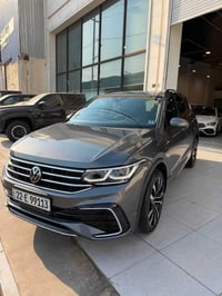 تيجوان R لاين • ٢٠٢٣ • ٣٣٠٠٠ مايل