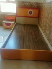غرفه بناتي للبيع 300الف تواصل واستفسار 07702215242
