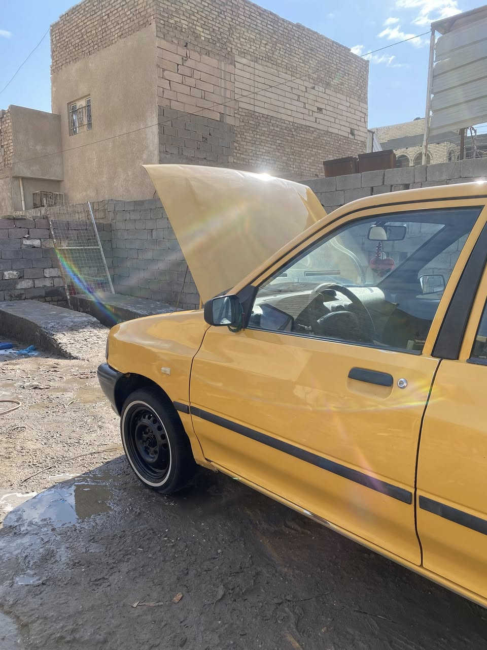 سلام عليكم سايبه البيع فقط مديل 15مكفوله. كفاله عامهً بيها بس باردً بل جاملغ المامي جهت العبري شواصي كفاله مكينه وكير وحداديه وتخم تاير خير من الله دواخل جديده رقم كربلاء الماني بسمي سنويه جديده سياره  حلوه ومرتبه. وعله إيدي. كهربائيات كلها شغاله سياره جاهزه. ومال جناي مكان كربلاء السعر. 35رقم الهاتف ‭٠٧٨٢ ٨٩٣ ٣٠٥٤‬
