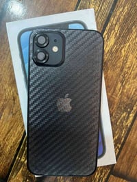 ايفون 12 كفاله عامه الله شاهد شرق اوسط ذاكره 128 وبطاريته 86  سعره 325...