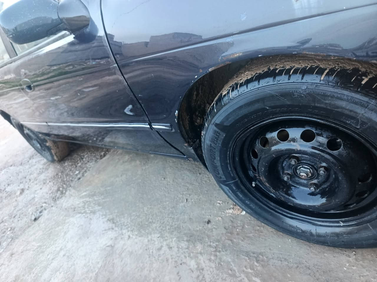 سلام عليكم سيفيه موديل 1994 كير شرط محرك بي تبخير او شرط التحويل اخياس ماكو تبريد فات شغال كنبريسر شغال فقط كهربائيات  ضربه قويه ماكو بيها بس هي وضحه بل صوره اي ستفسار *********** سعر 29 بيها مجال مكاني صلاح الدين سامراء يرحم ولديك مو شراي لاتتصل تحياتي للجميع
