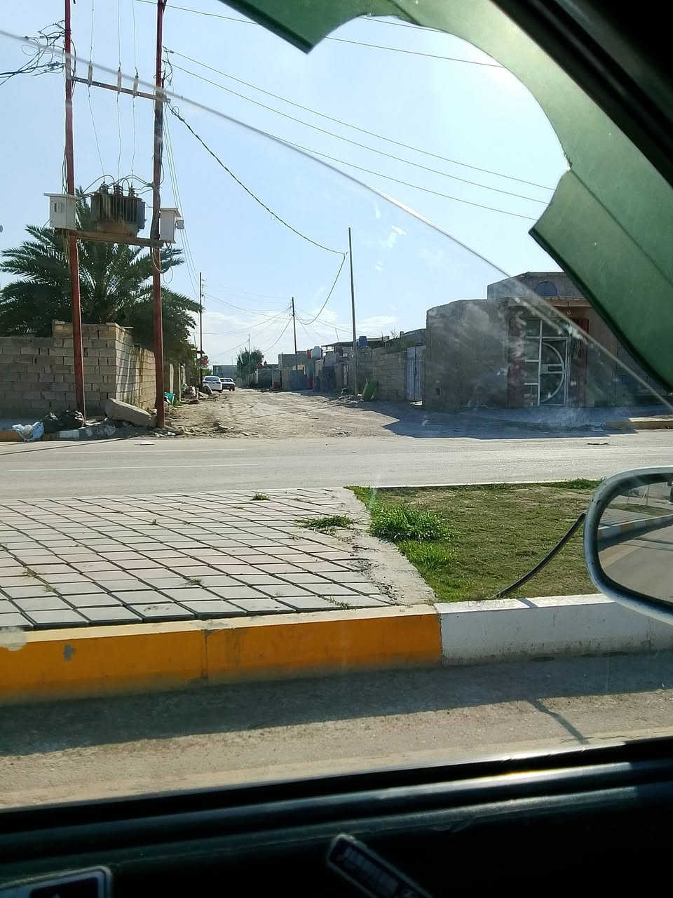 قطعه للبيع 100متر  بحي الكرار شارع بيت حلبوس عن الشراع لعام 200متر كمال لخدمات  ***********
