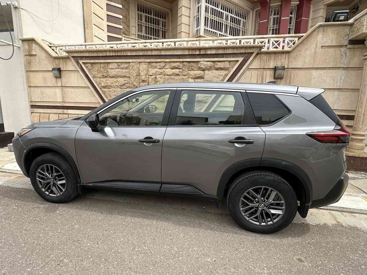 Nissan Rogue 2021
مرقم بغداد 
ماشيه 80 ألف ميل 
الضرارة بنيد و جاملغ
السعر 19500$
المكان الفلوجة الأنبار 
***********
