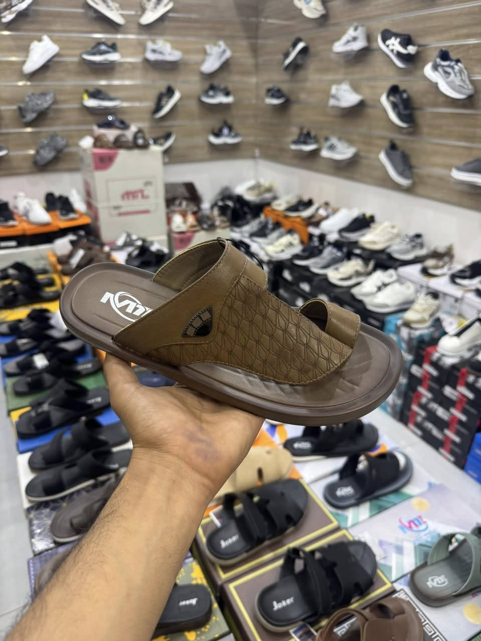 جديد شحاطة رجالي 📦✔️
من ٤١ الى ٤٥ 

الاسعار مختلفة مر وتطلع راضي 

الشرقاط شارع الطبيب فرع الاحذية بالقرب من صيدلية الجوهرة محل حمودي الجغيفي .


**إذا كنت صاحب هذا الإعلان وتريد حذفه لأي سبب، رجاءا أرسل رسالة إلى الدعم الفني**