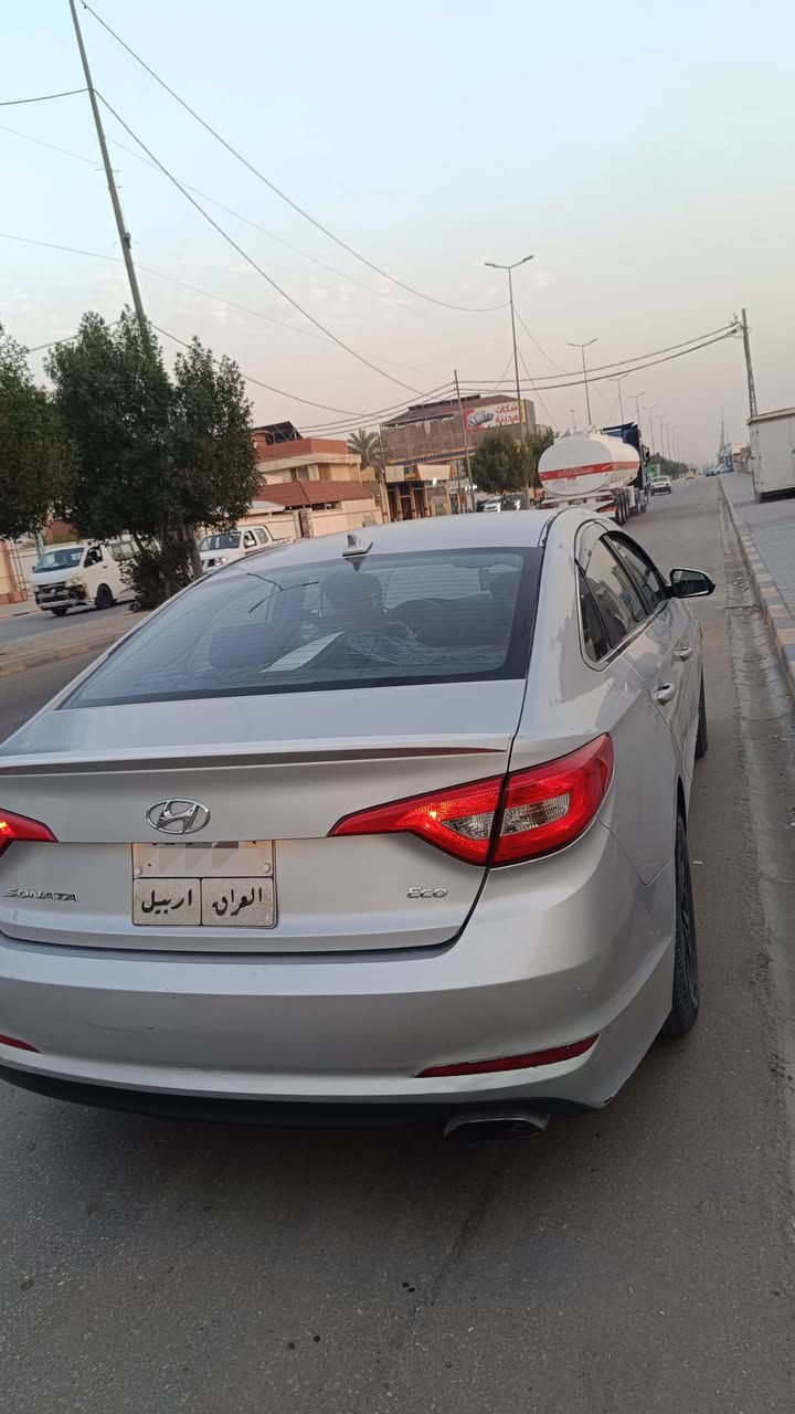 سوناتا مديل 2015 رقم اربيل الماني وكاله أو تحويل
 وارد امريكي بيه جاملغ وبنيد
،.مواصفاته..،تحكم استيرن جهتين 
أشاير بلمري ،،شاشه لمس ،كشن كهربائي
سياره جاهزه حداديه تبريد تخم تاير مال جنيان 
محرك 1600تيربو GDl
السعر 117ورقه بيع أو مراوس حسب القناعه
 رقمي استفسار أكثر ***********
