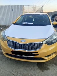 كيا فورتي موديل 14 وارد امريكي مكينه جي دي اي200 ماشيه 173  مصفره هيئه...