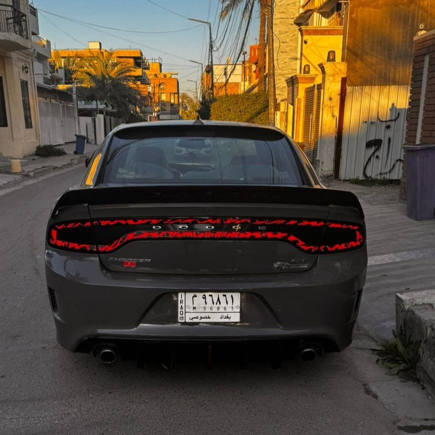 جارجر سمنتي 2019gt
محرك 3600 السيارة ماشية 83ml
مواصفات 
شاشة كبيرة كاري بلي 
مثبت سرعة
قطعتين تبريد 
ادامة كل ٤ اشهر 
كت لحاية srt
مازدى متغيرة الوان 
دشبول كاربون فايبر 
سبير 
كير محرك مكفول 
الظررحادث خفيف سيارة بدون اريباك 
جاملغات امامية صبغ
وبارد طرف البنيد 
وبارد بالباب جنب السائق
رقم صاحب سيارة ***********
