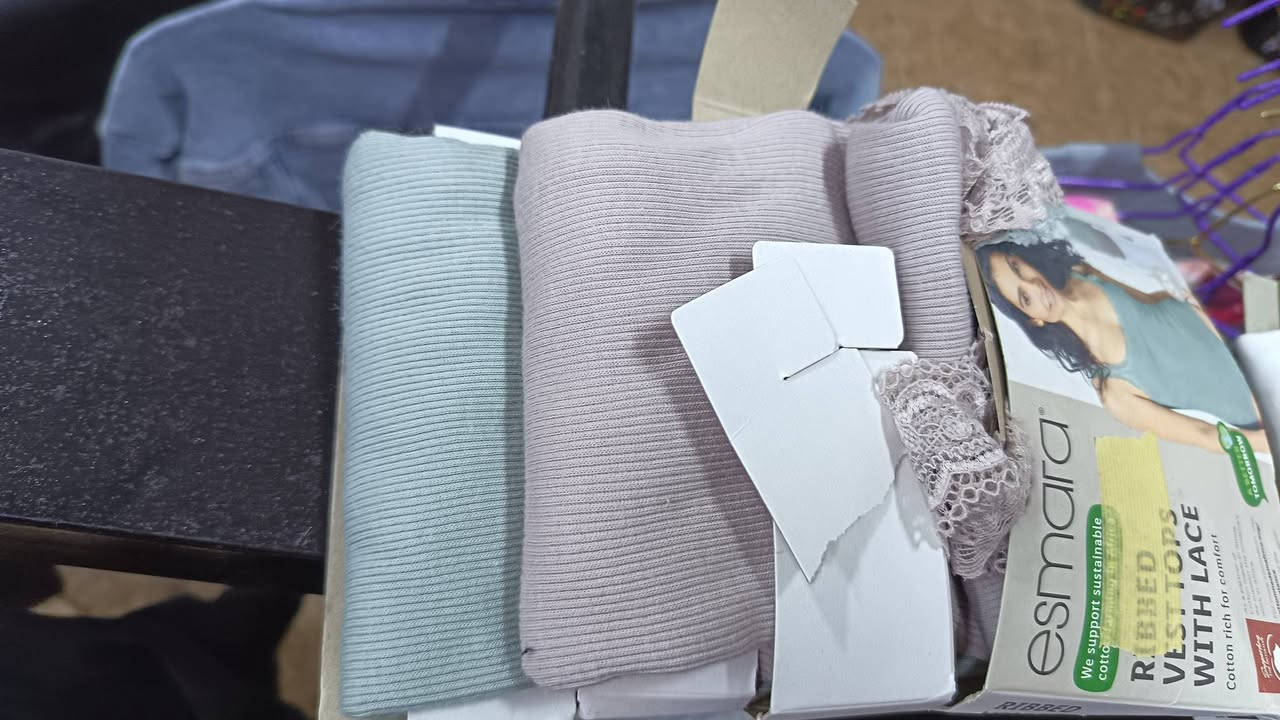 سترابلسس نساءي قطن درجه اولى صناعه ألماني جديد متوفر في سنتر شيكلام خانقين امام عباس فلكه الاخيره يوجد خدمة توصيل ***********
