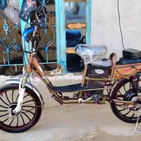 بايسكل شحن للبيع بطاريات جدد مشدودات تواير جدد جوابه جدد البايسكل نضيف...