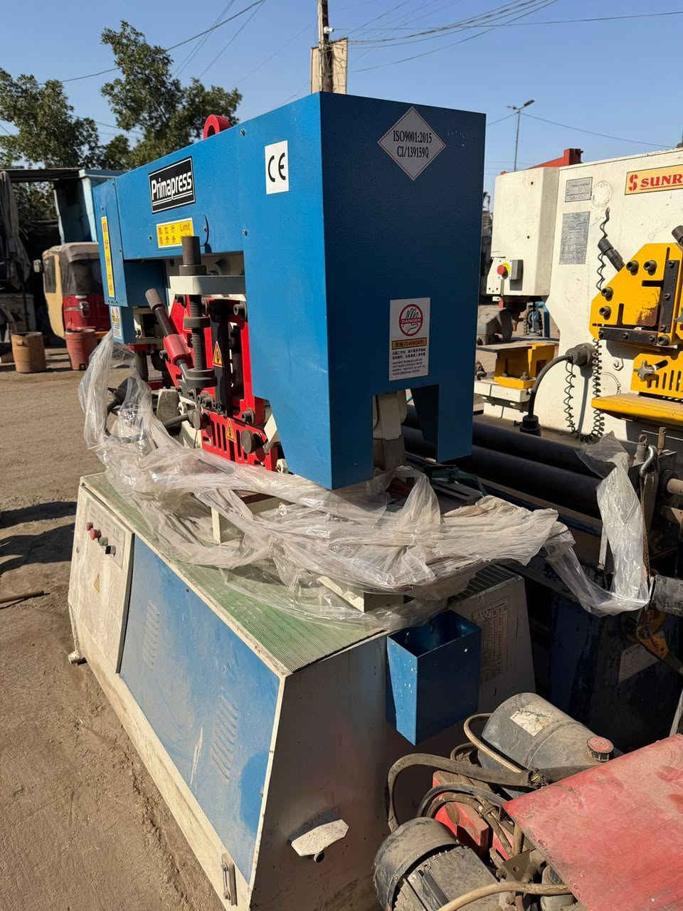 بسم الله تعالى بريس ست المعمل يكص كافه الأشكال جديد لوك كسر صندوك *********** العنوان بغداد باب الشيخ كراج الحرباوي محلات النور
