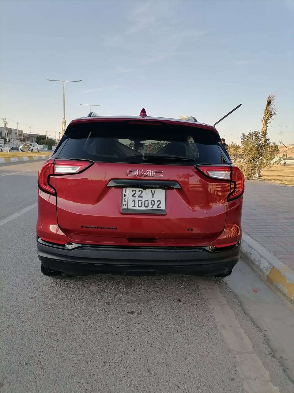 جي أم سي تيران موديل 2024 فئةSLE بلاك توب صندوق كهربائي وظعيات قاده تحديد مسار قياده ذاتيه كشن تدفئة شاشه لمس تدعم جميع الأنظمه وباقي المواصفات المعروفه ضرر باب جهة اليمين خلف باب السكن صبغ فقط بدون دواخل وبدون أيرباك ماشيه 39كيلو متر مو ميل رقم أربيل الجديد  وبأسمي السعر210$ التواصل خاص او الأتصال *********** مكاني فلوجة
